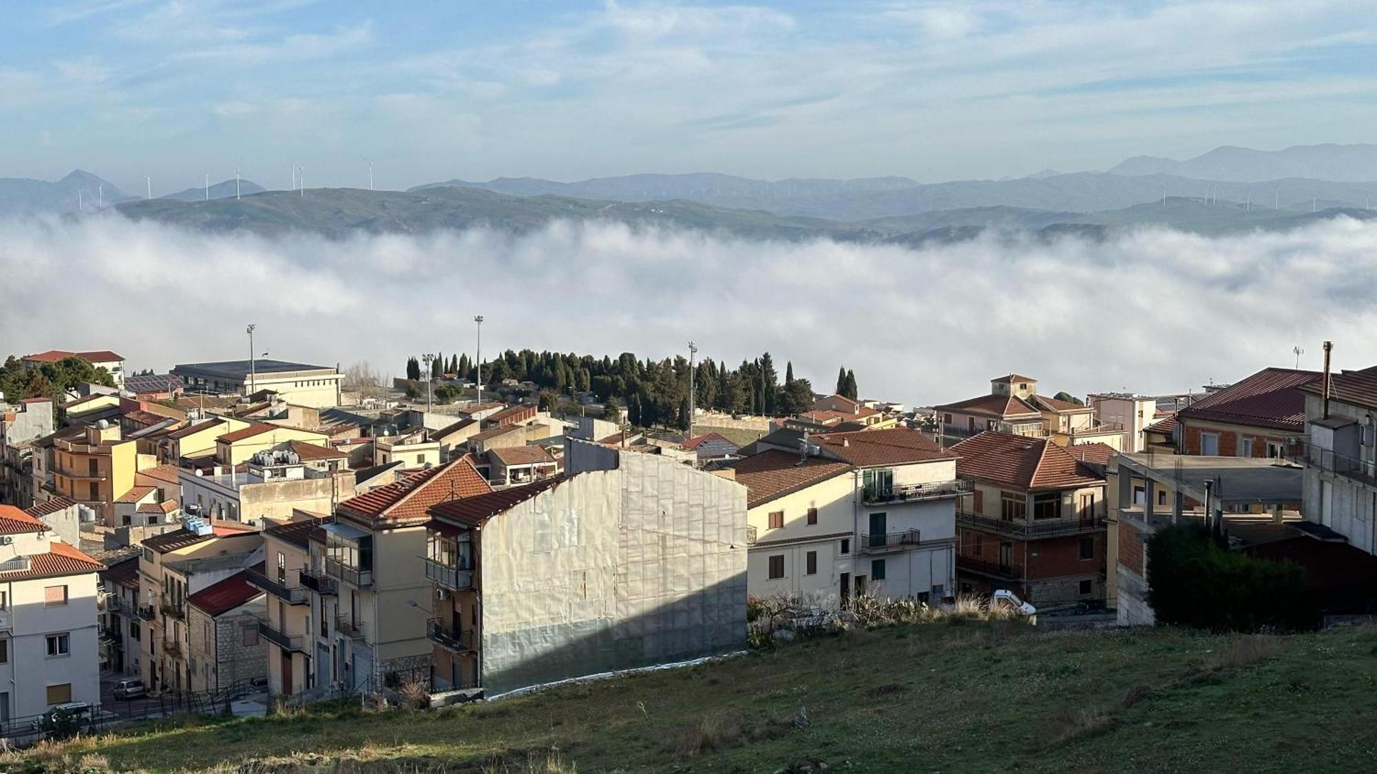 B&B A Due Passi San Giovanni Gemini Eksteriør bilde